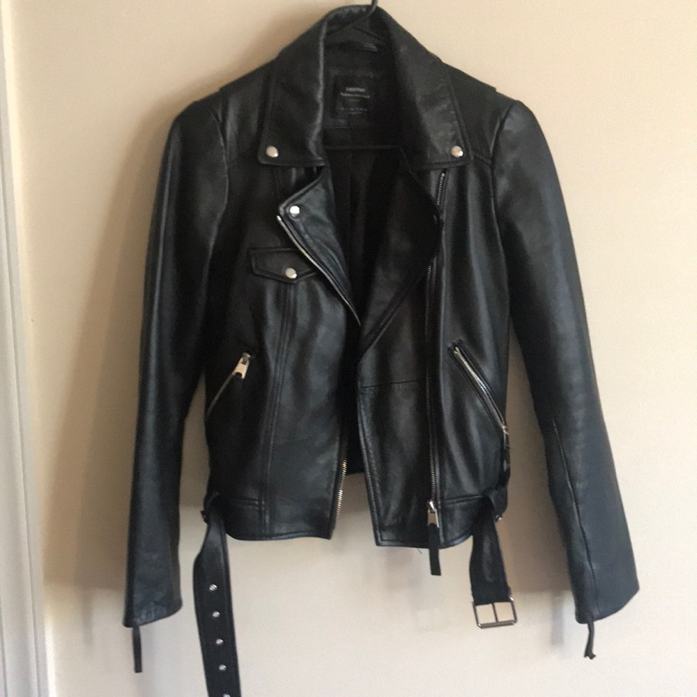 Zara Leather Biker Jacket with Belt size Small